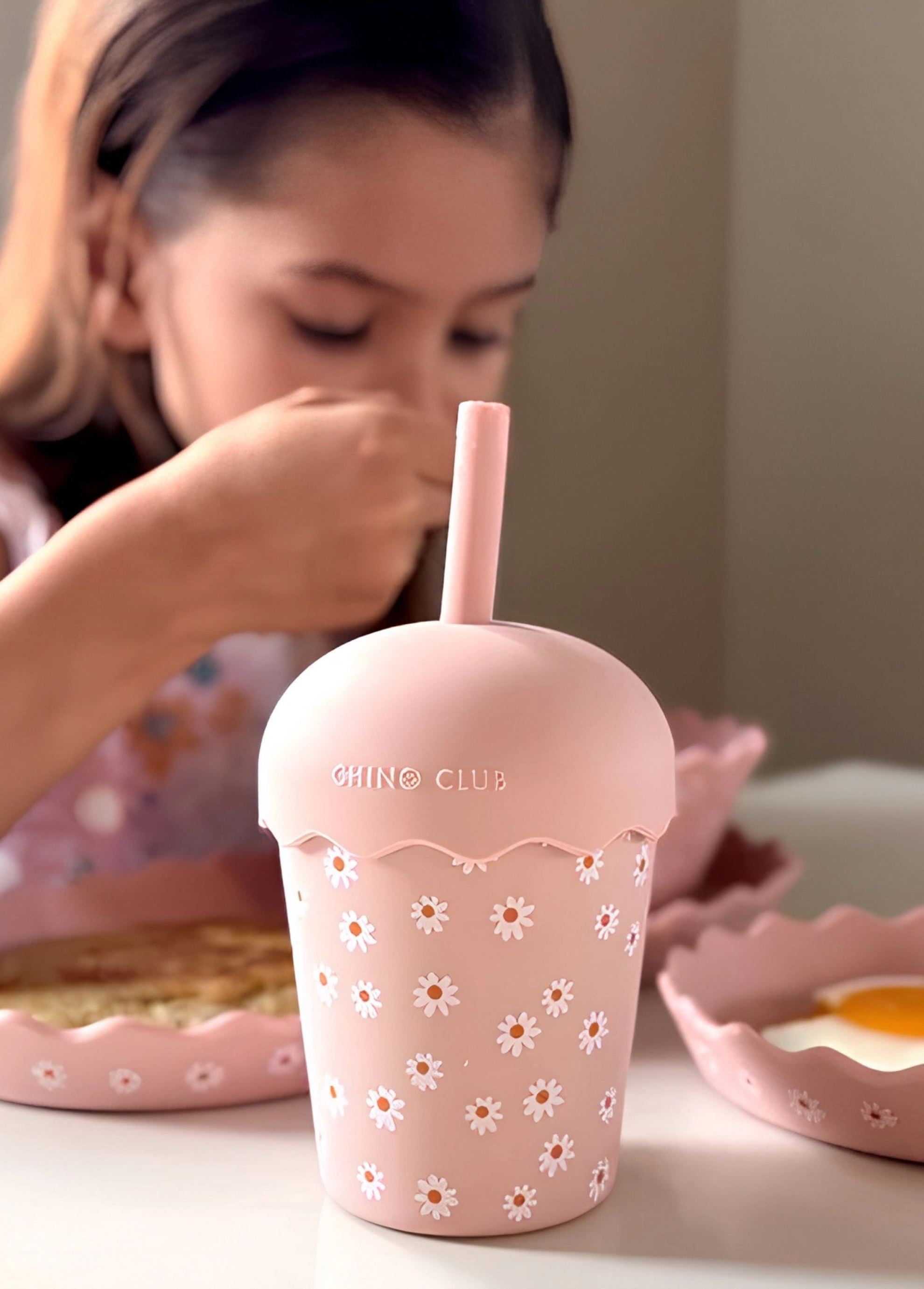 Pink Daisy Mini Smoothie Cup - 200ml (With Straw)