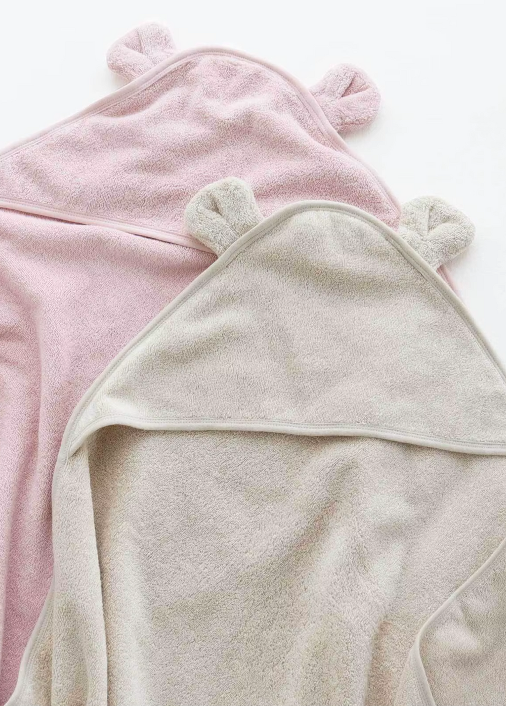 Nini Bear Bear Hug Hooded Towel - Oat Milk