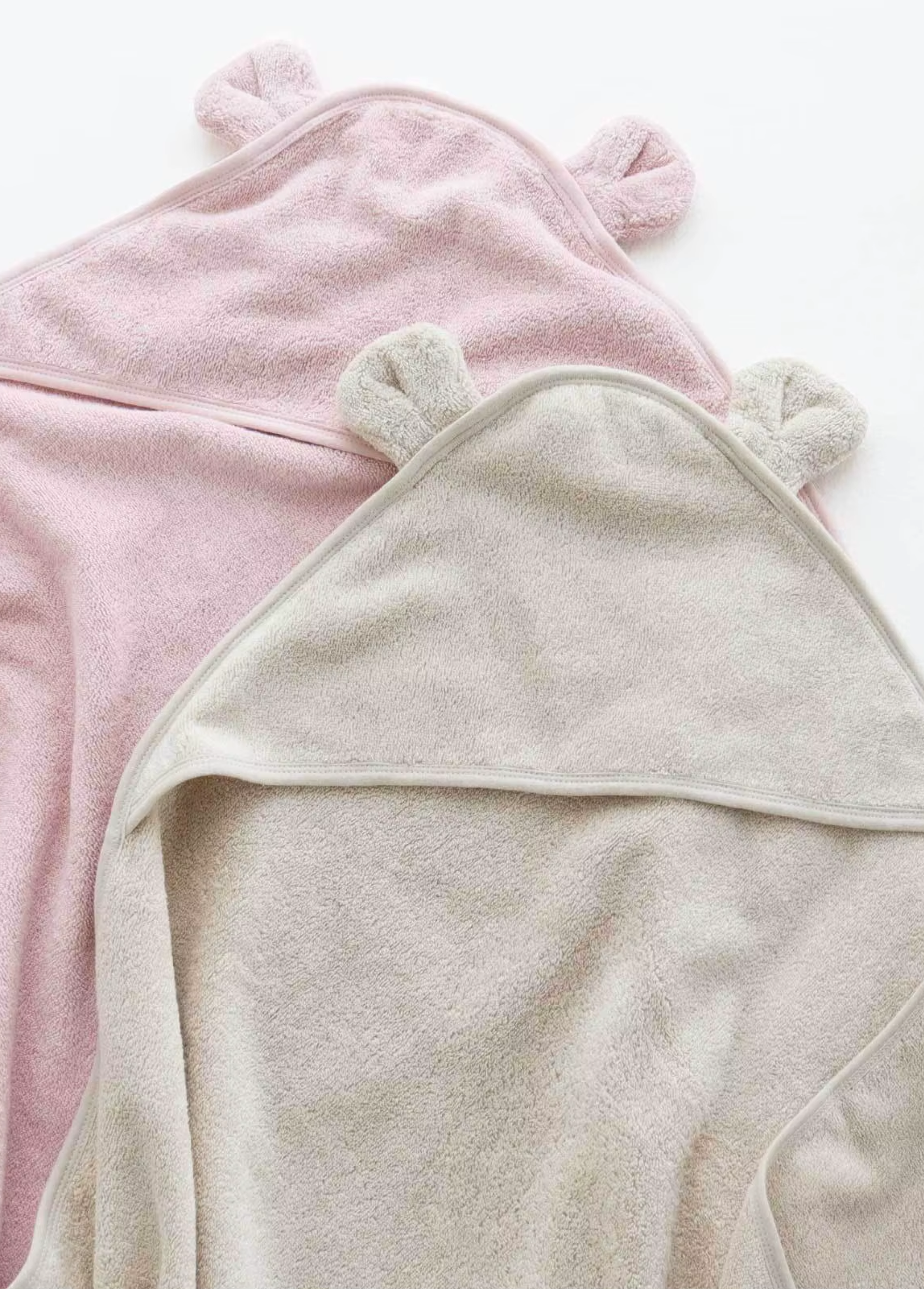 Nini Bear Bear Hug Hooded Towel - Oat Milk