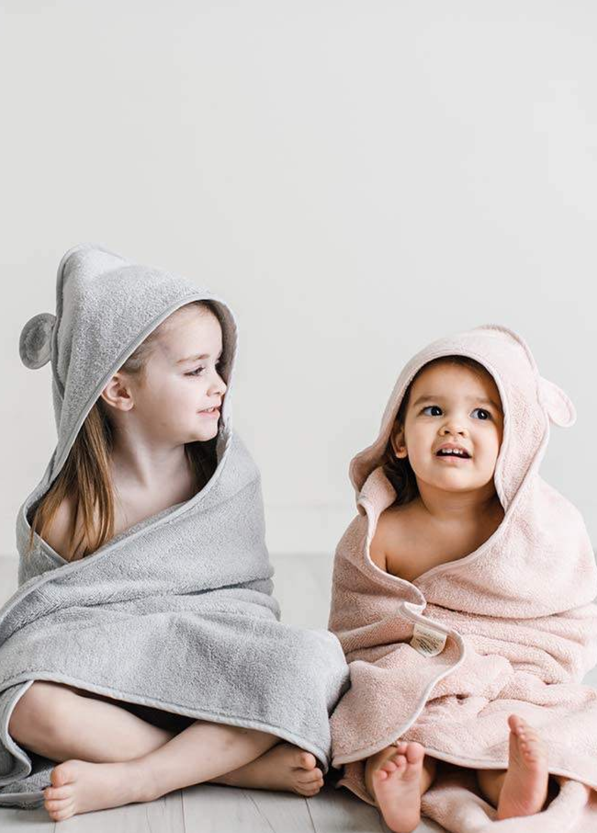 Nini Bear Bear Hug Hooded Towel - Forest Green